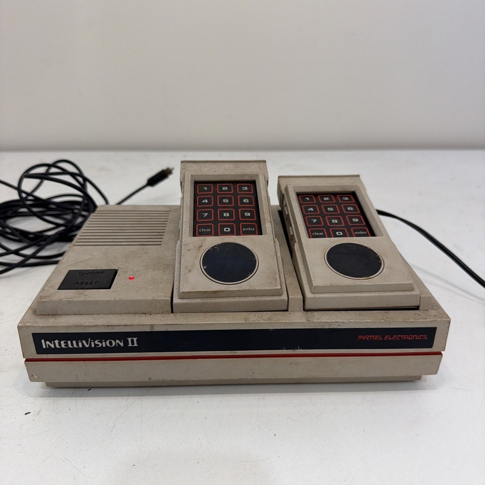 Vintage Mattel Electronics Intellivision II 5872 Console w/ Dual Controllers